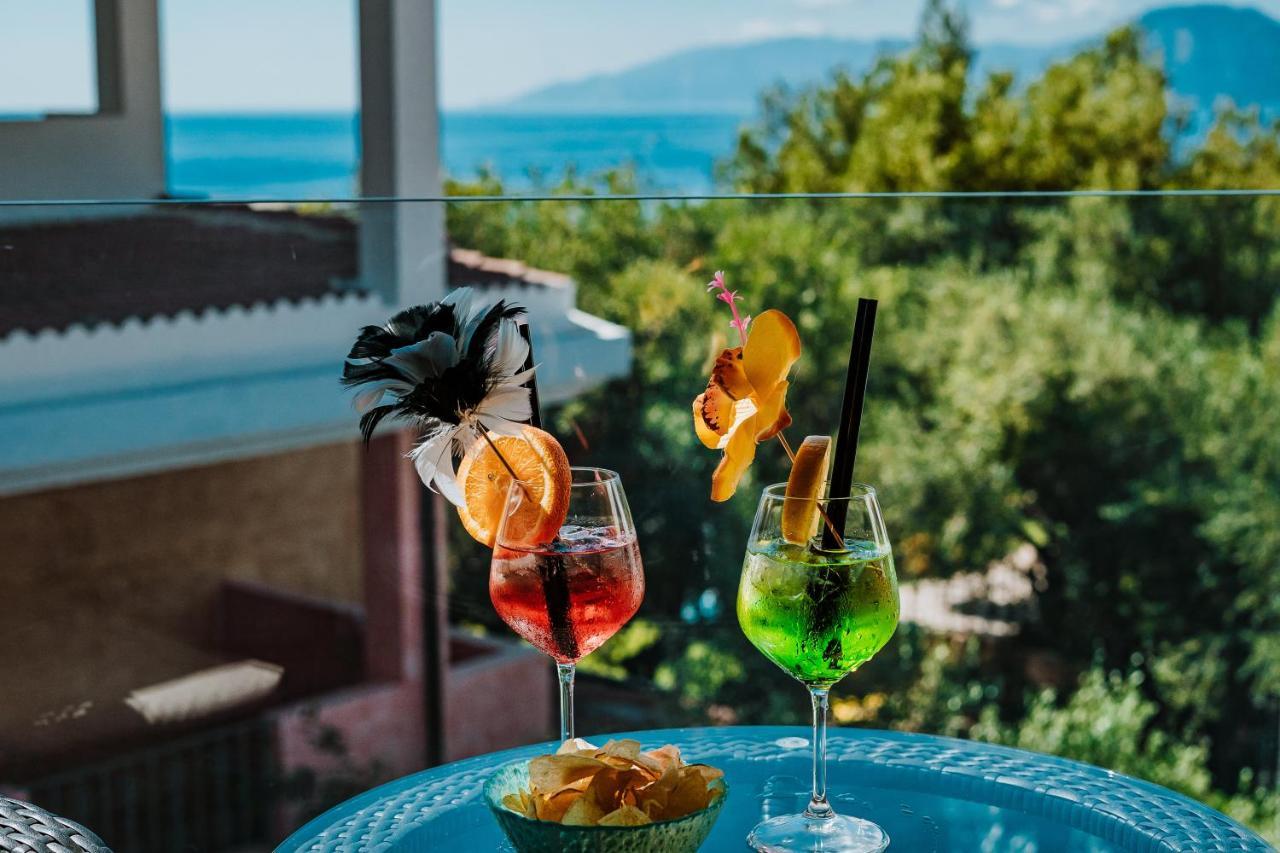 I Ginepri Hotel Cala Gonone Exteriör bild