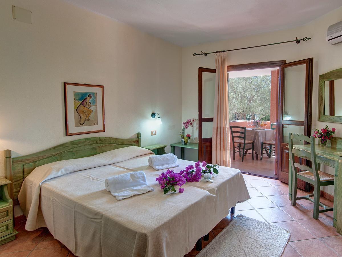 I Ginepri Hotel Cala Gonone Exteriör bild